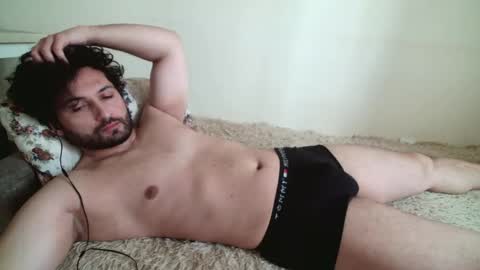 Snapshot of wowmichael69 chatting on 05-27-26, 07:27 Josy online show from 05-27-26, 07:27