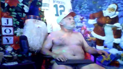 Snapshot of wscooter1 chatting on 12-22-24, 01:34 SCOOTER online show from 12-22-24, 01:34