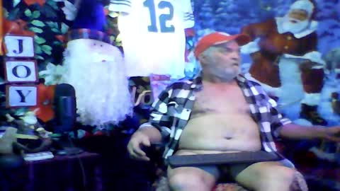 Snapshot of wscooter1 chatting on 12-22-24, 11:41 SCOOTER online show from 12-22-24, 11:41