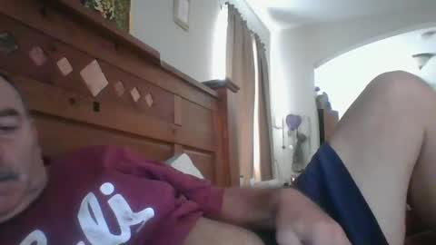 Snapshot of wtng4u chatting on 10-17-25, 04:53 wtng4u online show from 10-17-25, 04:53