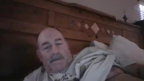 Snapshot of wtng4u chatting on 05-17-26, 05:53 wtng4u online show from 05-17-26, 05:53