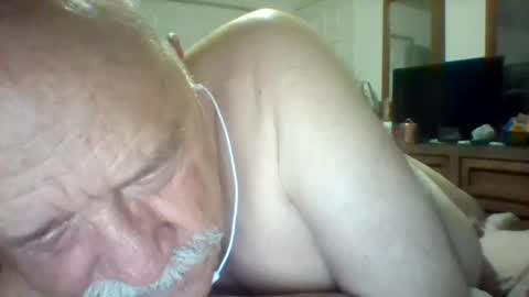 Snapshot of wvmountainlover chatting on 05-09-26, 01:22 wvmountainlover online show from 05-09-26, 01:22