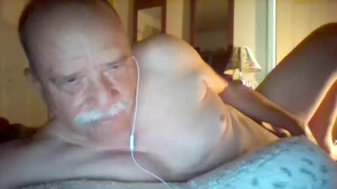 Snapshot of wvmountainlover chatting on 05-14-26, 06:09 wvmountainlover online show from 05-14-26, 06:09