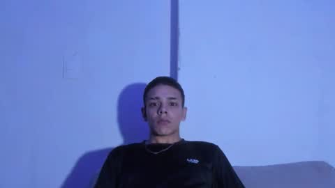 wyatt_smith71 online show from 05-12-26, 03:25