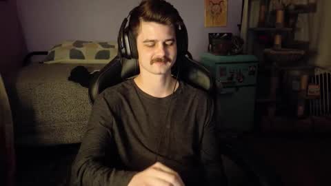 Wyatt online show from 12-23-25, 06:00