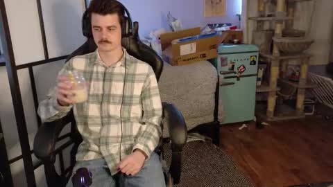 Wyatt online show from 02-22-26, 07:23