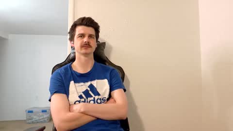 Wyatt online show from 04-05-26, 04:04