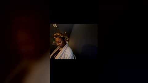 Snapshot of wynterheat chatting on 05-02-26, 04:39 Wynter Heat online show from 05-02-26, 04:39
