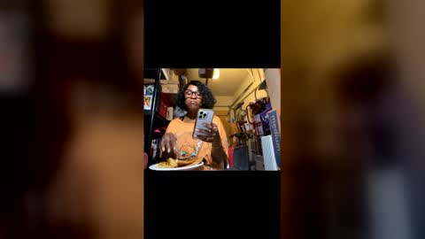 Snapshot of wynterheat chatting on 05-06-26, 09:47 Wynter Heat online show from 05-06-26, 09:47
