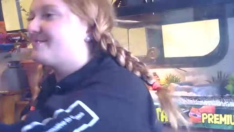 x2kayx2 online show from 02-02-26, 05:55