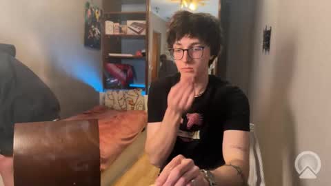 Philipp and Este online show from 01-18-26, 03:05