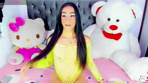 Maria Juliana online show from 11-11-25, 02:33