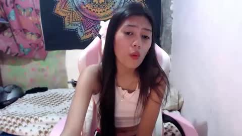 Snapshot of x_lexi_x chatting on 12-12-24, 10:34 x_lexi_x online show from 12-12-24, 10:34