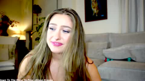 Lily online show from 02-04-25, 04:26