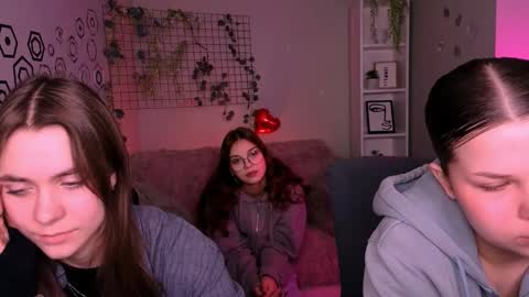 Yasmin online show from 02-23-26, 10:45