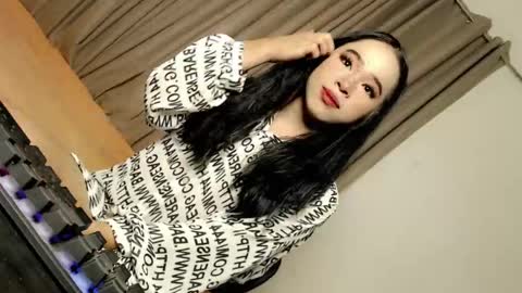 Snapshot of xam_blair_asian chatting on 06-07-26, 05:16 xam_blair_asian online show from 06-07-26, 05:16