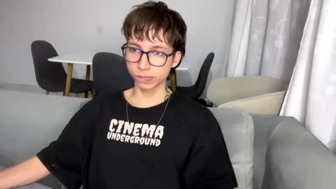 Snapshot of xamyu chatting on 02-18-25, 03:53 Xam online show from 02-18-25, 03:53