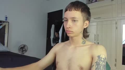 Snapshot of xamyu chatting on 01-08-26, 12:18 Xam online show from 01-08-26, 12:18