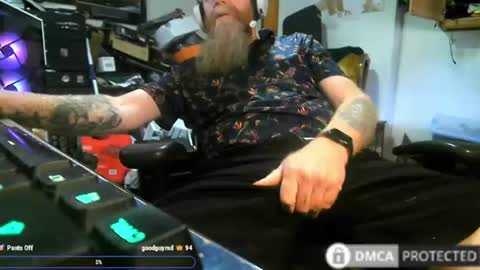 Snapshot of xander71972 chatting on 08-07-26, 04:42 xander71972 online show from 08-07-26, 04:42