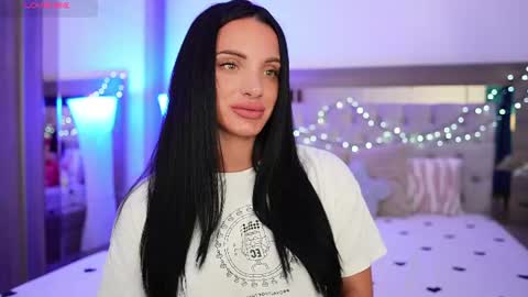 Snapshot of xandrabae chatting on 06-29-26, 10:21 Alexandra online show from 06-29-26, 10:21