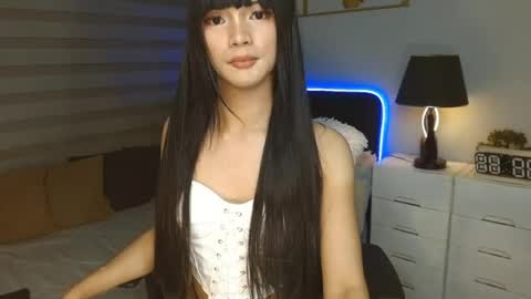 ELLA online show from 06-29-26, 10:37