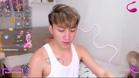 Snapshot of xasianprince4youx chatting on 09-21-25, 01:51 khris online show from 09-21-25, 01:51