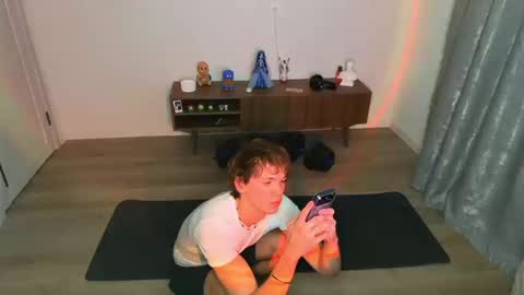 Xavier  PVT open  online show from 02-26-26, 04:39