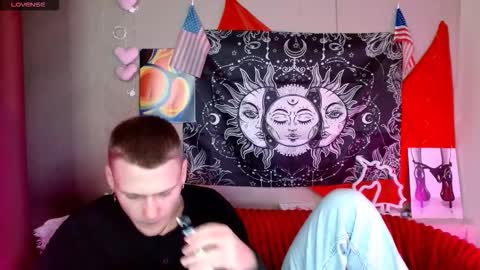 xavier_night81 online show from 10-16-25, 07:20