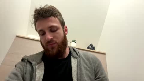 Snapshot of xavou779 chatting on 01-08-25, 06:52 xavou779 online show from 01-08-25, 06:52