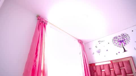 Snapshot of xayunrin chatting on 02-20-25, 06:57 xayu online show from 02-20-25, 06:57