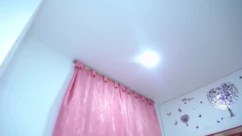 Snapshot of xayunrin chatting on 02-28-25, 02:31 xayu online show from 02-28-25, 02:31