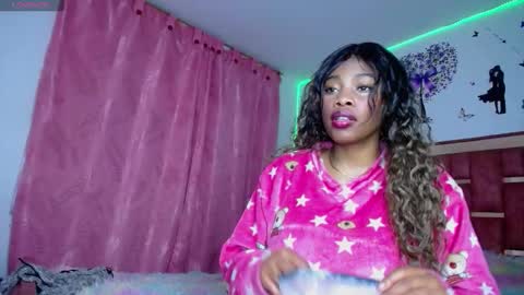 Snapshot of xayunrin chatting on 10-22-25, 04:57 xayu online show from 10-22-25, 04:57