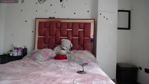 Snapshot of xayunrin chatting on 11-10-25, 07:46 xayu online show from 11-10-25, 07:46