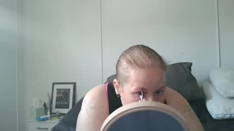 Snapshot of xbeautifulxliex chatting on 04-14-26, 04:57 xbeautifulxliex online show from 04-14-26, 04:57