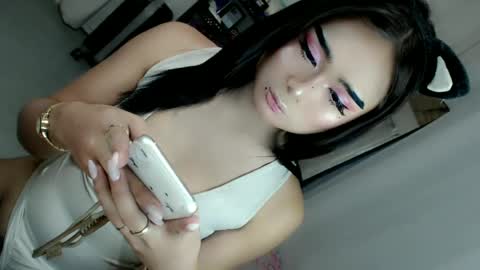 Snapshot of xchinita_kyanggx chatting on 06-24-26, 07:02 kianna online show from 06-24-26, 07:02