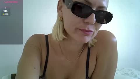 Snapshot of xdaisyhansen chatting on 02-08-25, 11:33 Daisy Hansen online show from 02-08-25, 11:33