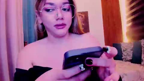 Snapshot of xdirtymistressx chatting on 02-23-25, 05:07 XDirtymistressX online show from 02-23-25, 05:07