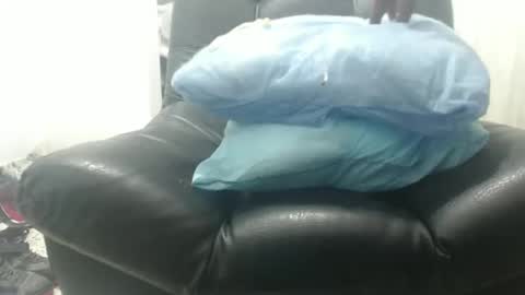 Victor online show from 03-11-25, 01:37