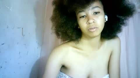 xenna610827 online show from 02-18-25, 09:21