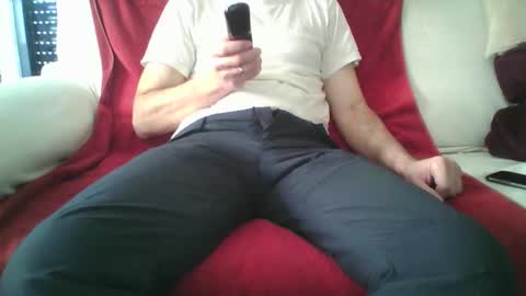 Snapshot of xeson47 chatting on 04-09-26, 08:31 xeson47 online show from 04-09-26, 08:31