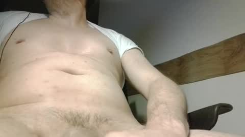 Snapshot of xgoldi1984 chatting on 01-10-25, 05:13 MIHA online show from 01-10-25, 05:13
