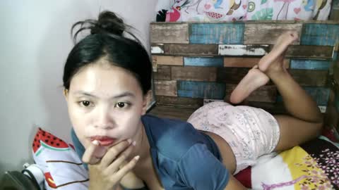 xgurlxlaloox online show from 04-19-26, 02:11