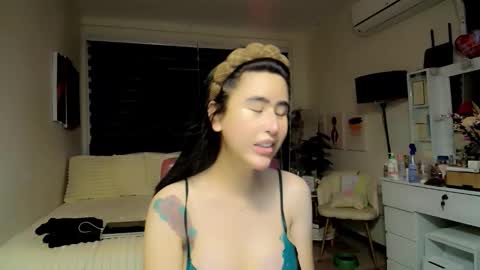 Barbie ann online show from 05-10-26, 01:44