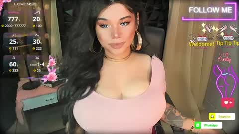 Snapshot of xhugeharleyselfsuckerx chatting on 05-28-26, 01:36 xHUGECOCKTILLCUMX online show from 05-28-26, 01:36