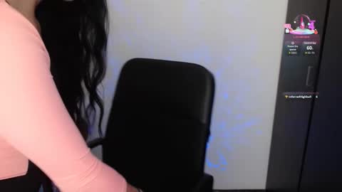 Xia online show from 11-10-25, 10:31