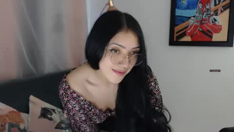 Xia online show from 04-16-26, 12:44