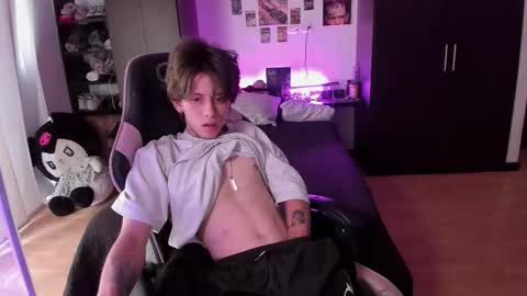 xIce Boy online show from 02-13-26, 02:02