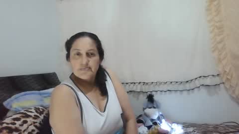 Snapshot of xime5144838 chatting on 01-21-25, 02:33 Ximena online show from 01-21-25, 02:33
