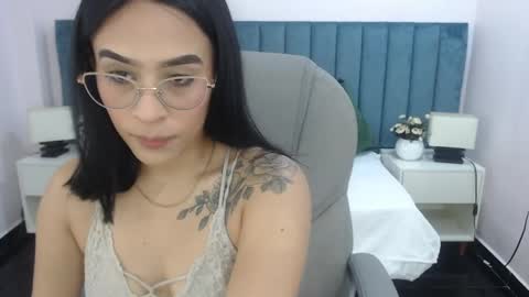 Ximena caro online show from 06-03-26, 12:19