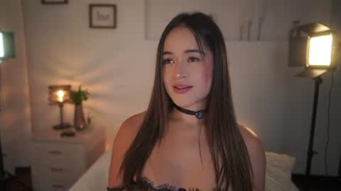 Snapshot of ximena_cortez3 chatting on 06-23-26, 11:14 Ximena cortez online show from 06-23-26, 11:14